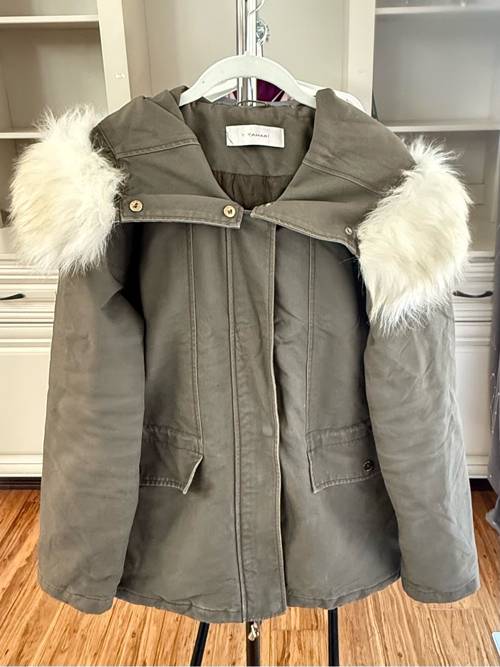 T Tahari Faux Fur Hooded Utility Parka Jacket Zip Snaps Heavy Cotton Sz L